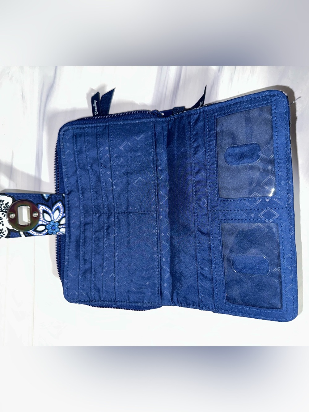 Vera Bradley Navy Floral Turn Lock wallet - NWOT - Picture 3 of 7